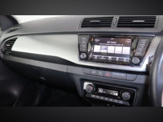 /photos/11442/3c042123-06f0-41f4-b7fa-57f9b9f0f5a6_i320x240.jpg