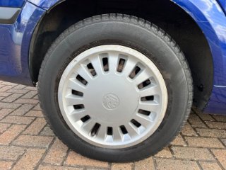 /photos/11442/959a0795-1e2b-4a8c-a177-030c3da1d9b3_i320x240.jpg